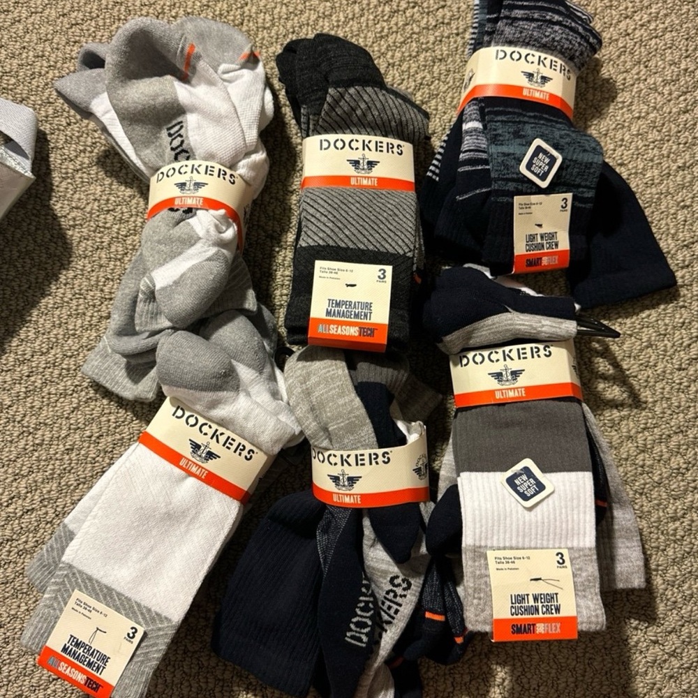Men’s dockers socks set!